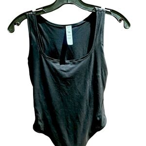 Lululemon Wundermost Ultra-Soft Nulu Square-Neck Sleeveless Bodysuit Black Sz 6